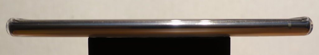 Galaxy Note10付属TPUケースに本体をセットした右側の画像