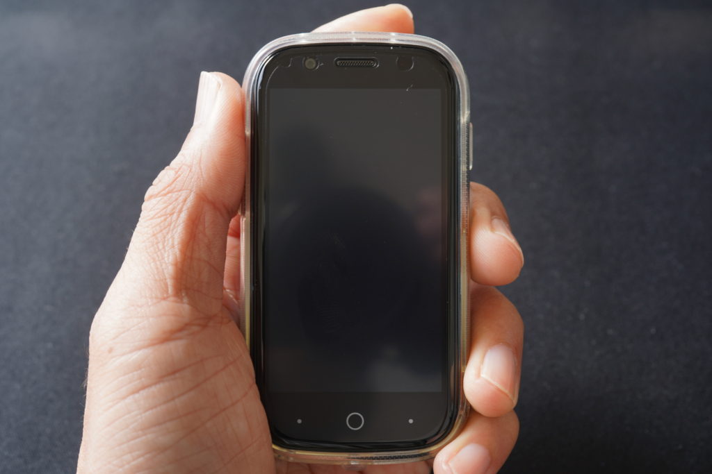 スマートフォン/携帯電話 スマートフォン本体 Unihertz Jelly 2 純正ダークカラーTPUケース装着！コレが完成形では